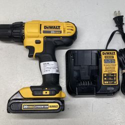 DEWALT DCD771 20V MAX CORDLESS 1/2in. Drill/Driver 