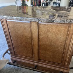 Bar & (4) Barstools - Thomasville Villa Soleil Collection 