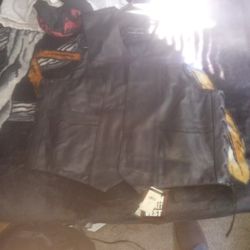 WILSONS LEATHER VEST 