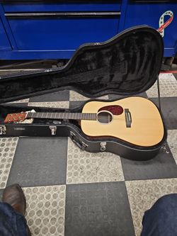 Martin X Series Acustic guitar