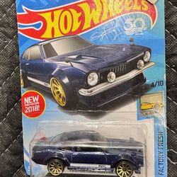 Hot wheels and mini bronco helmet