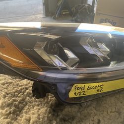 Ford  Scape SE Headlight  2022