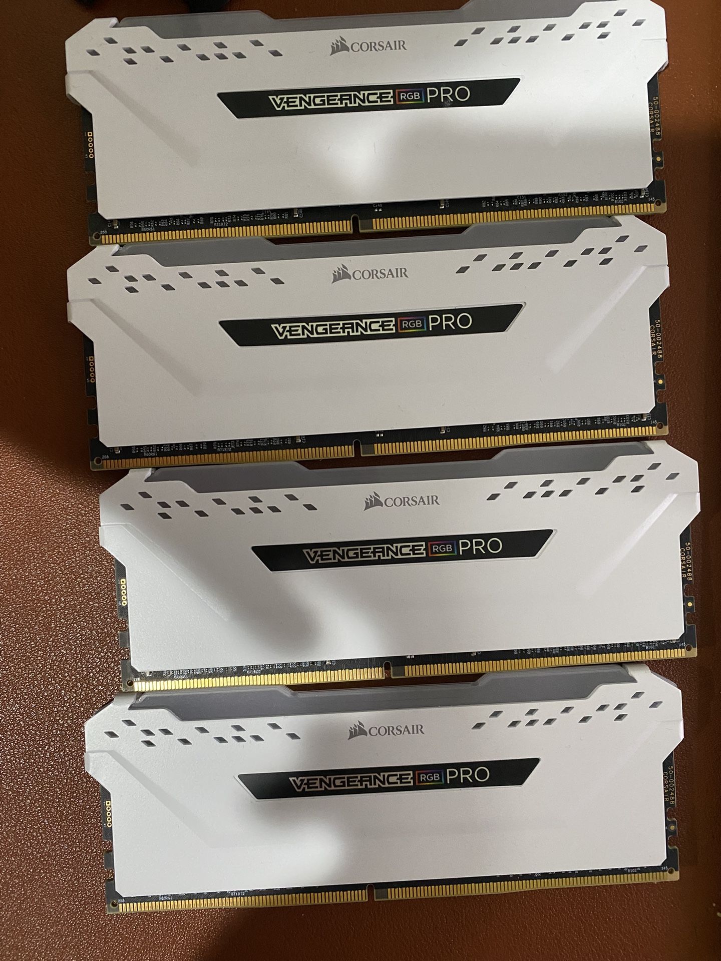 Corsair Vengeance RGB PRO 64GB (4x16GB) DDR4 RAM 3200Mhz CL16 | White