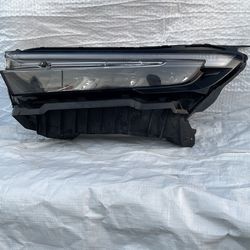 2023 Honda Crv Full Led Headlights (driver Side)