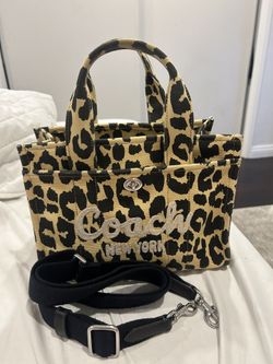 Coach Tote 26