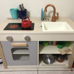 Kids Kitchen