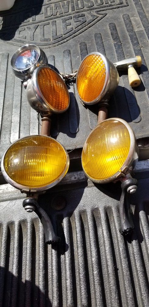 Vintage car Parts And Accessories