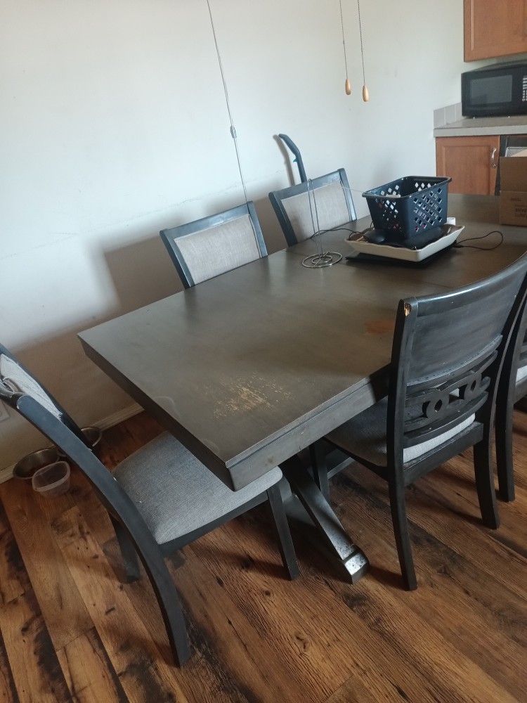 Kitchen Table