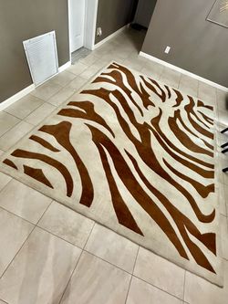 🦓 SURYA "Serengeti" Cream & Brown 8x10 Bold Rug – Perfect Maximalist Vibe