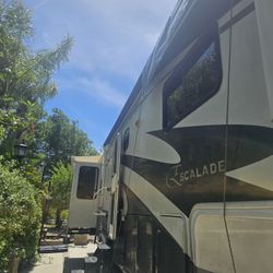 37 Foot KZ ESCALADE 2007