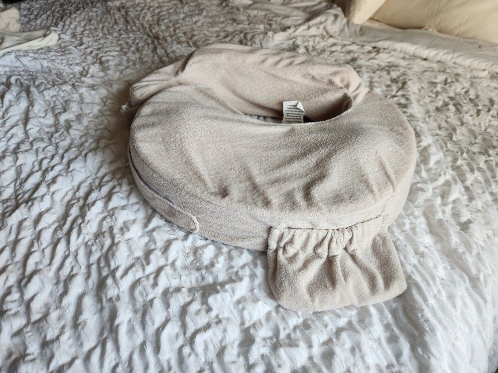 My Brest Friend Nursing Pillow