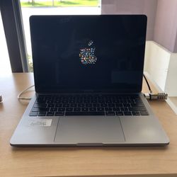 Apple MacBook Pro, 13-Inch, 2.8GHz Intel i7, 16GB RAM, 512GB