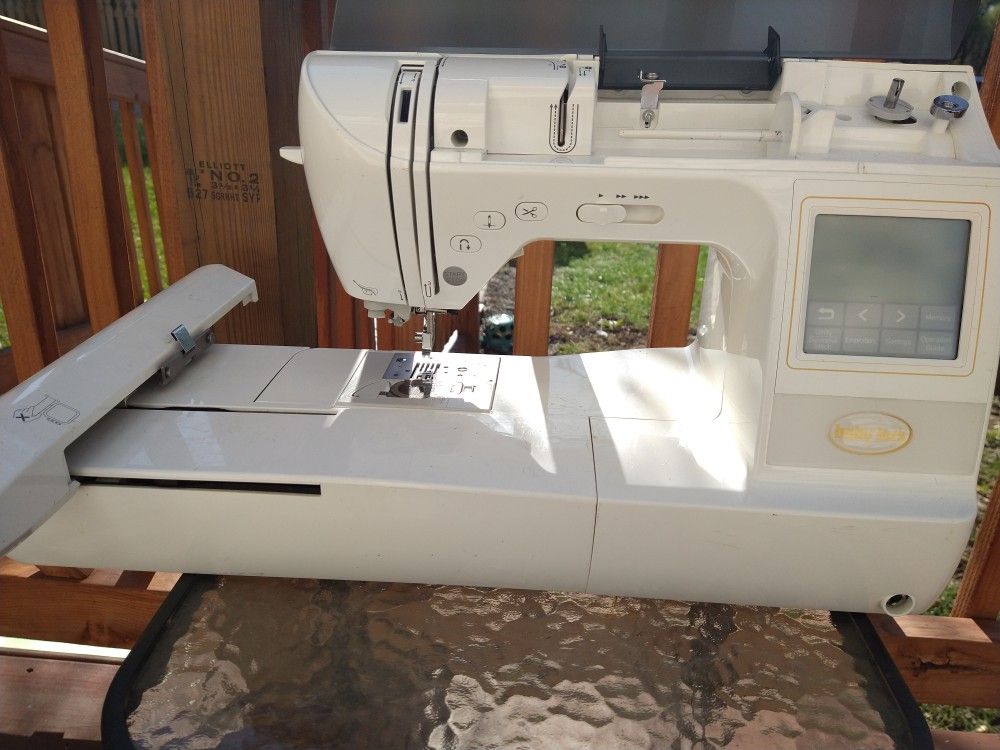 Baby Lock Ellure Plus embroidery and sewing machine for Sale in