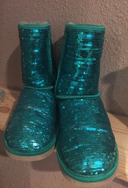 Green uggs boots