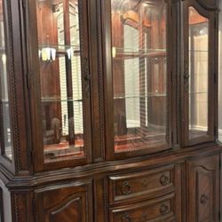 China Gabinet $3,500