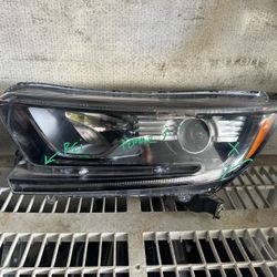 Headlight Honda Crv 2017