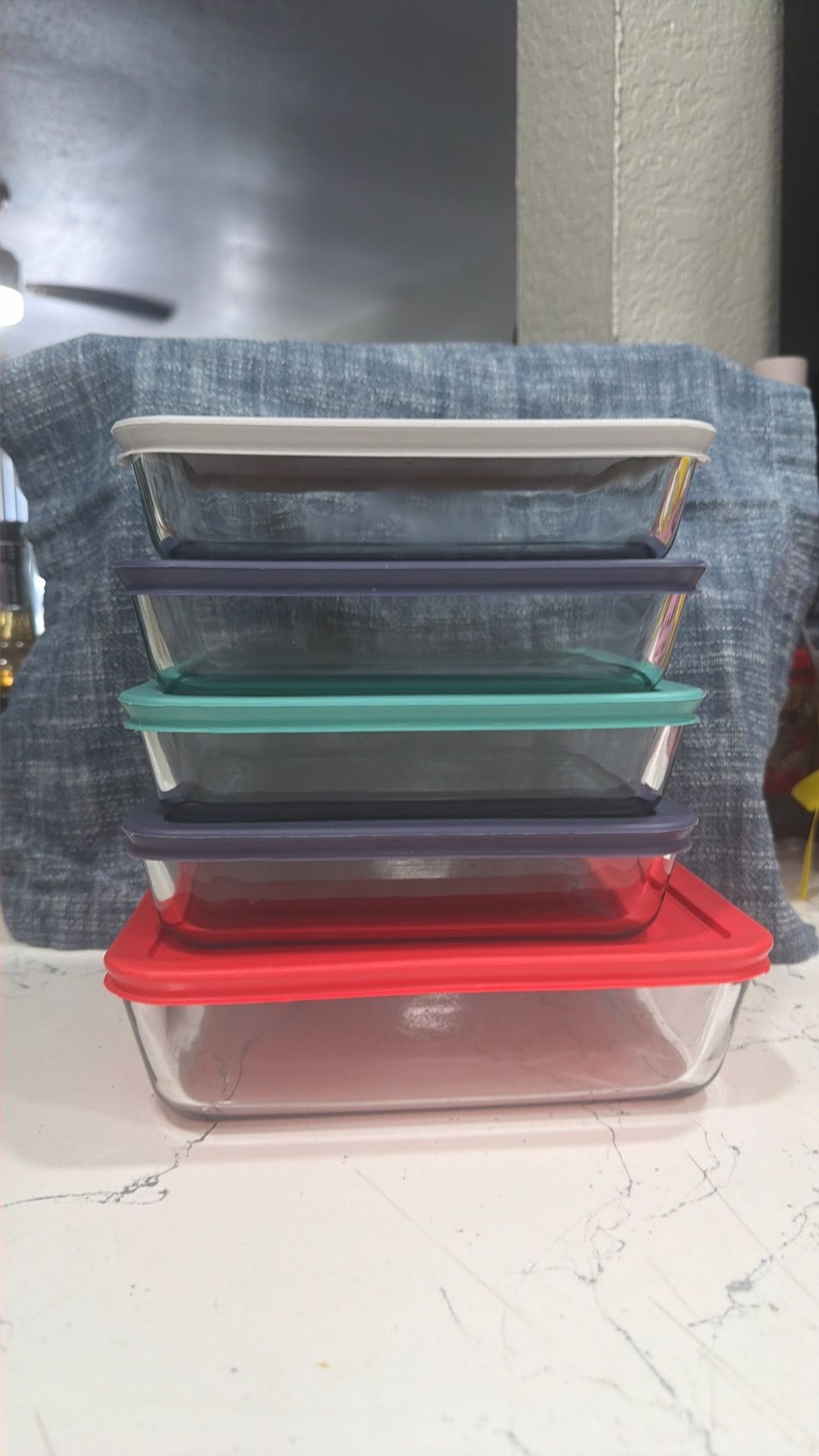 Pyrex containers