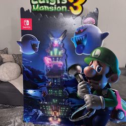 Luigi’s Mansion Game Standee 