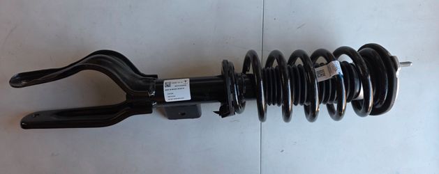 24-25 Tesla Model 3 Highland Front Right Damper Strut AWD OEM 1344366-01-B