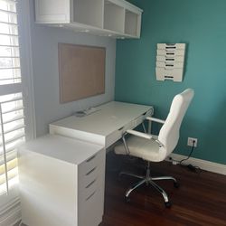 Gently Used Office Set - White