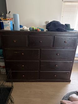 Dresser