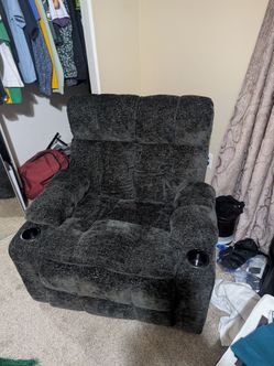 Recliner Massage Chair (Brand New)