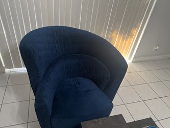 beautiful modern accent chair