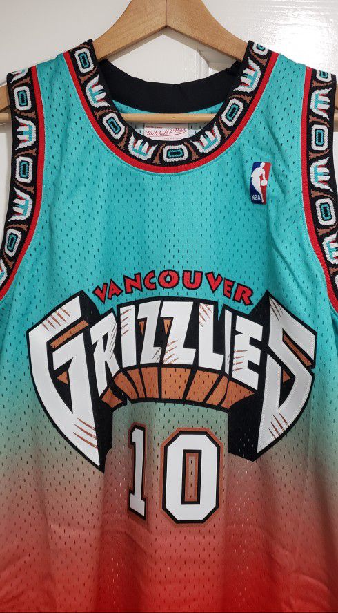 Brand New Vancouver Grizzlies 1998-99 Jersey - Shop Mitchell & Ness  Authentic Jerseys for Sale in Miramar, FL - OfferUp
