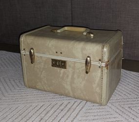 Vintage Samsonite Train Case