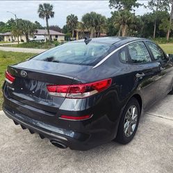 2019 KIA Optima