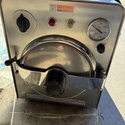 American Sterilizer Office Steam Sterilizer 