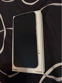 iPhone 16e