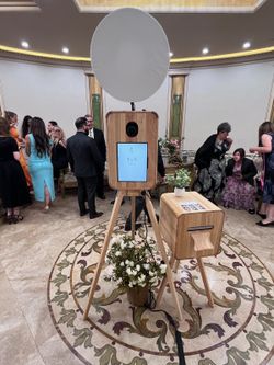 Oak Wood Vintage Photobooth