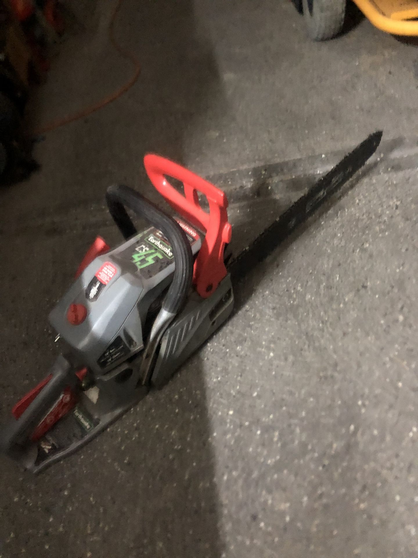 18” CHAIN SAW