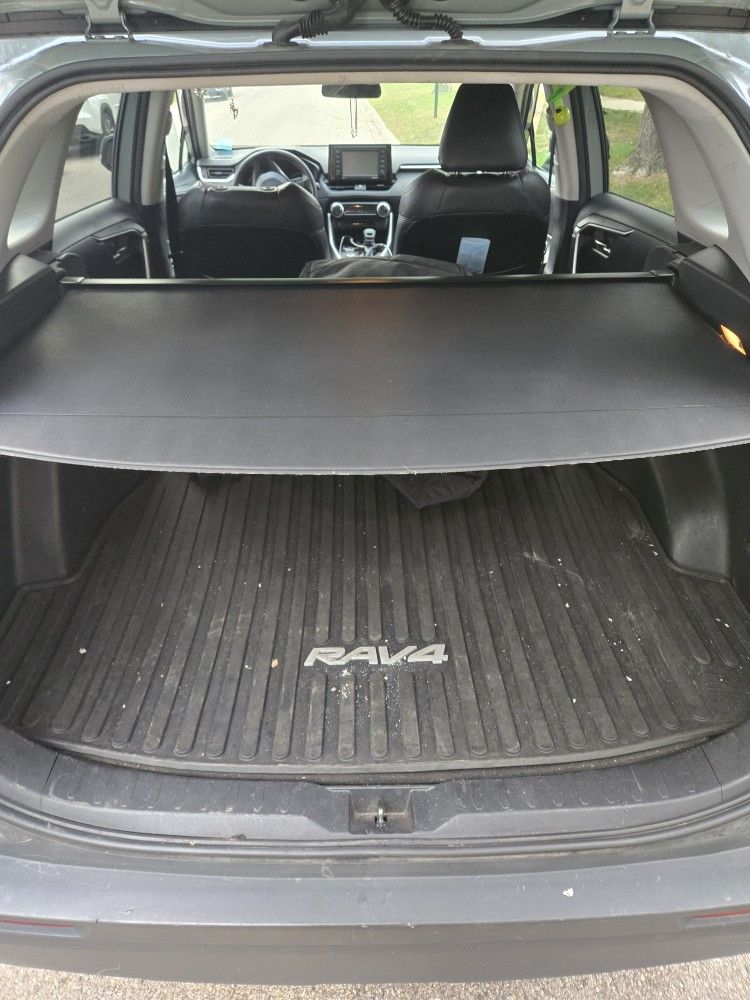 Toyota Rav4 Cargo Cover BOS