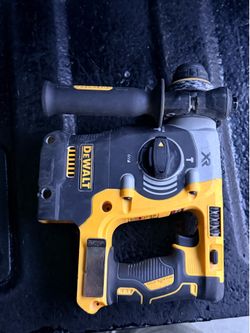20V MAX XR Cordless Brushless 1 in. SDS Plus L-Shape Rotary Hammer (Tool Only)