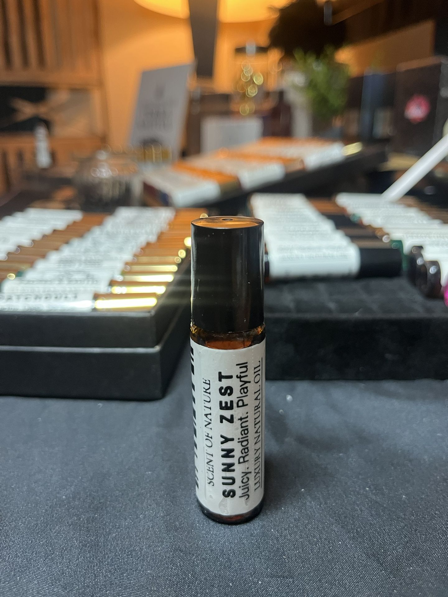 π Sunny Zest Perfume Oil β Bright & Energizing Citrus Burst! π Pure Perfume Oil | Made in USA πΊπΈ β¨ Description: Start your day with a burst of su