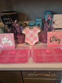 Girl baby shower decor