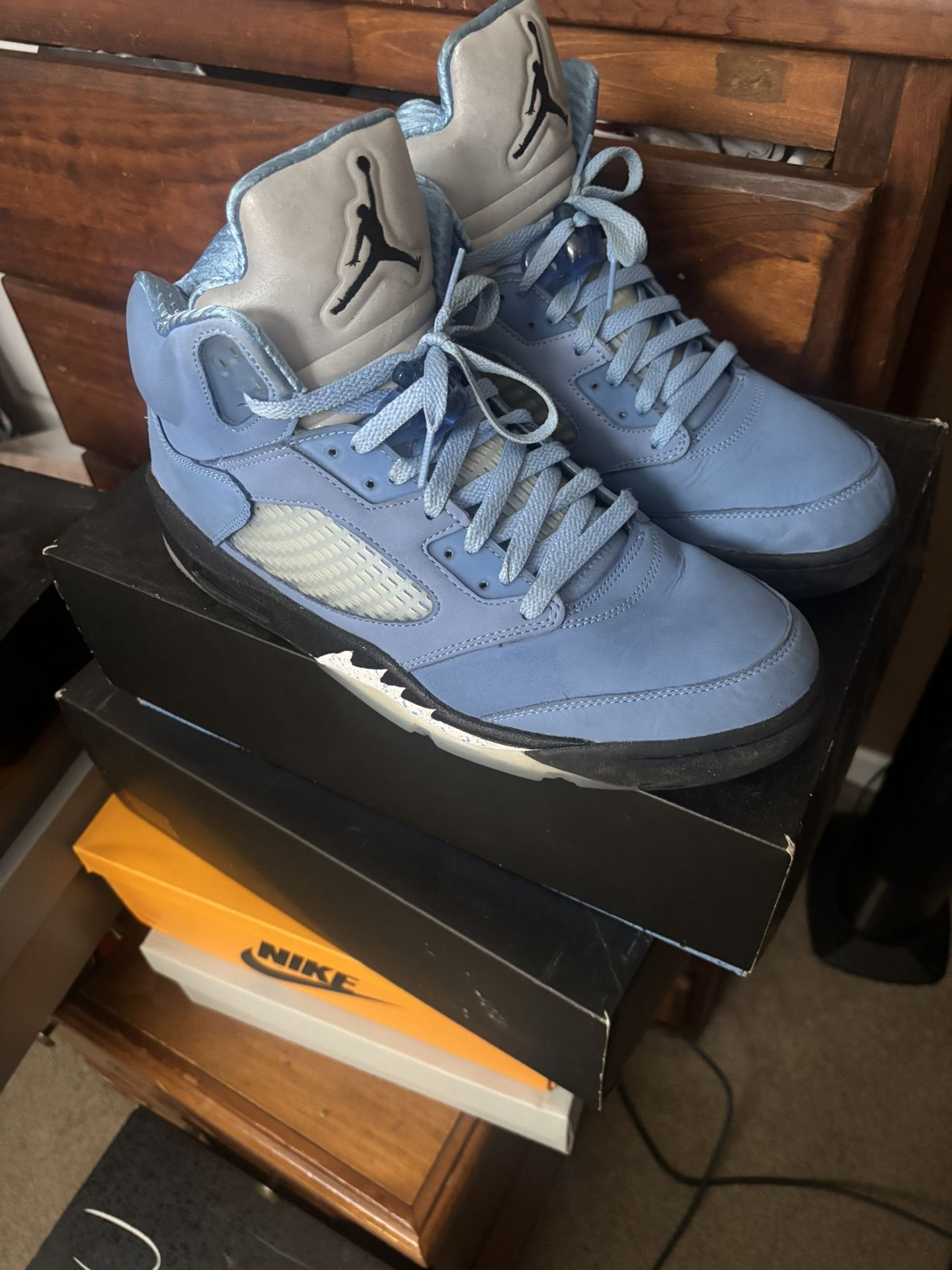 UNC 5s