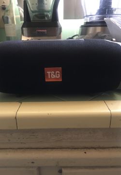T&G Bluetooth speaker ( does not hold a charge)