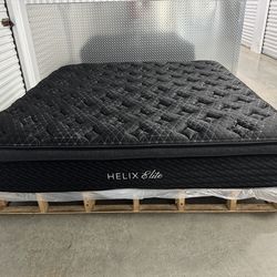 Like New Helix Elite Midnight King Mattress