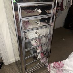 7 chest drawer mirror