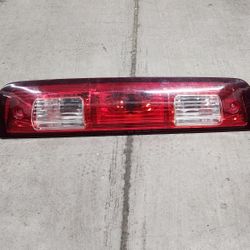 2016 2017 18 19 2020 GM MOPAR OEM Rear Center High Mounted Stop Light 5(contact info removed)