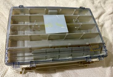 Container with compartments