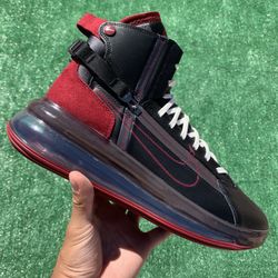 NIKE AIR MAX 720 SATURN “BLACK / TEAM RED” (Size 10.5, Men’s)