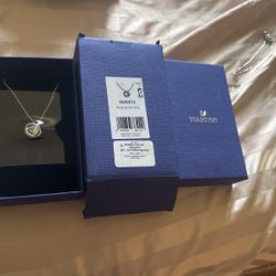 Sawrovski Necklace 