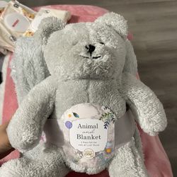 Brand New Baby Blanket And Plushie Gift Set