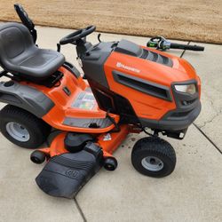 Husqvarna 24v48 Riding Mower