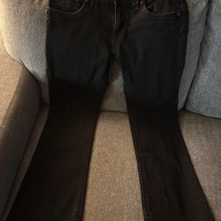 Men’s Rock Revival Jeans 