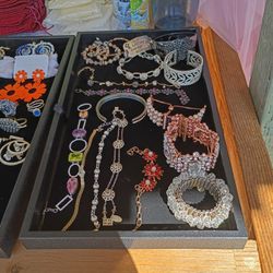 Joyería  A $3  La Piensa 